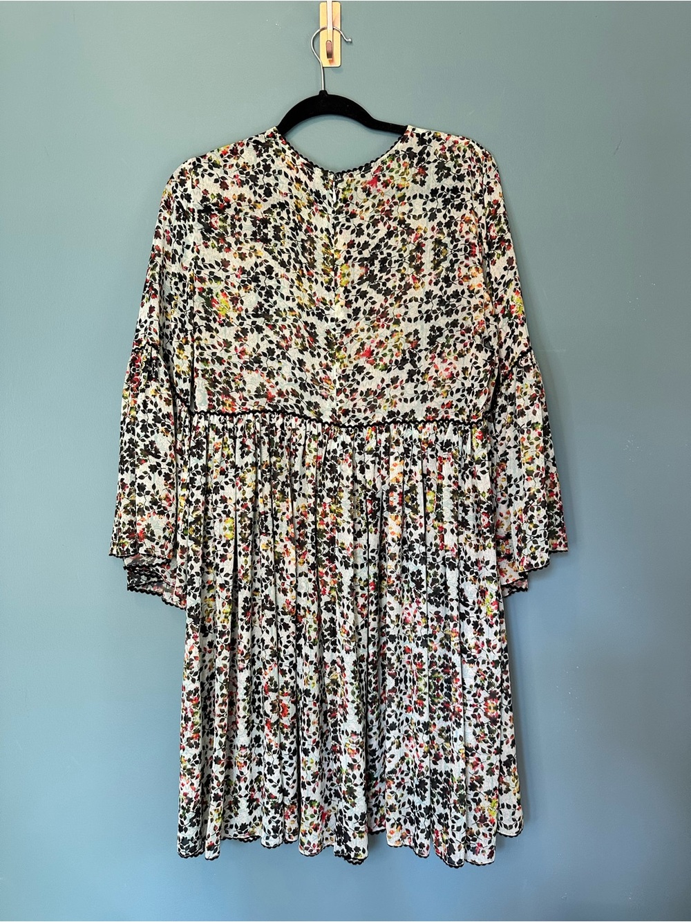 Bhanuni by Jyoti Floral Embroidered Babydoll Dress Bohemian Flowy Size 12 - Picture 16 of 16